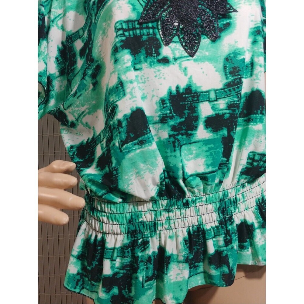 Paris Pink Top Size Large Color Green Elastic on Waist Stretch - Picture 6 of 9
